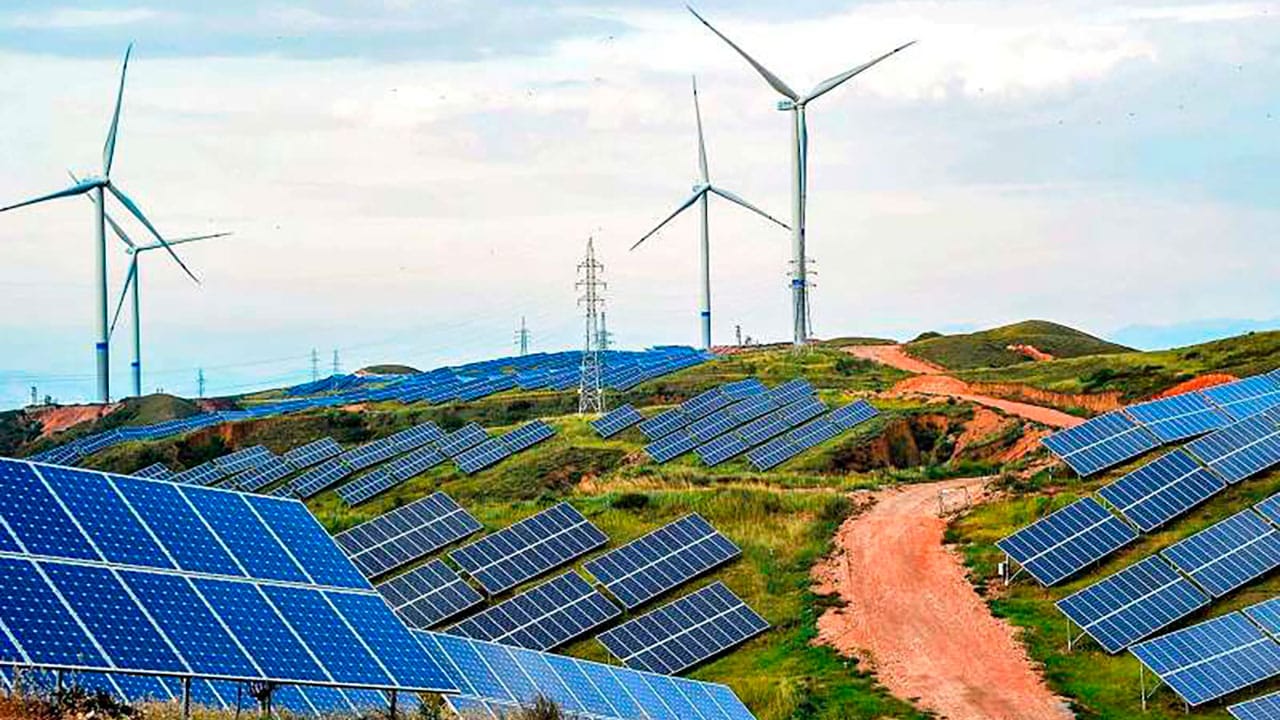 Con incorporación de energías limpias a la matriz nacional generaría ahorros tarifarios de $7 billones