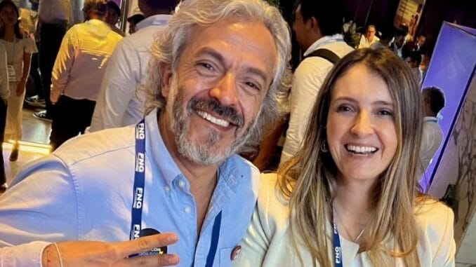 Juan Daniel OVIEDO aceptó vicepresidencia: biografía del personaje que sorprende a Colombia imagen de la publicación